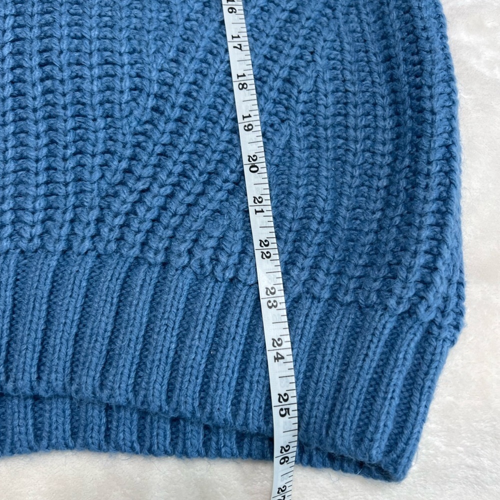 American Eagle Chunky Knit Sweater Blue Oversized V-Neck Size L Cozy - Picture 9 of 11
